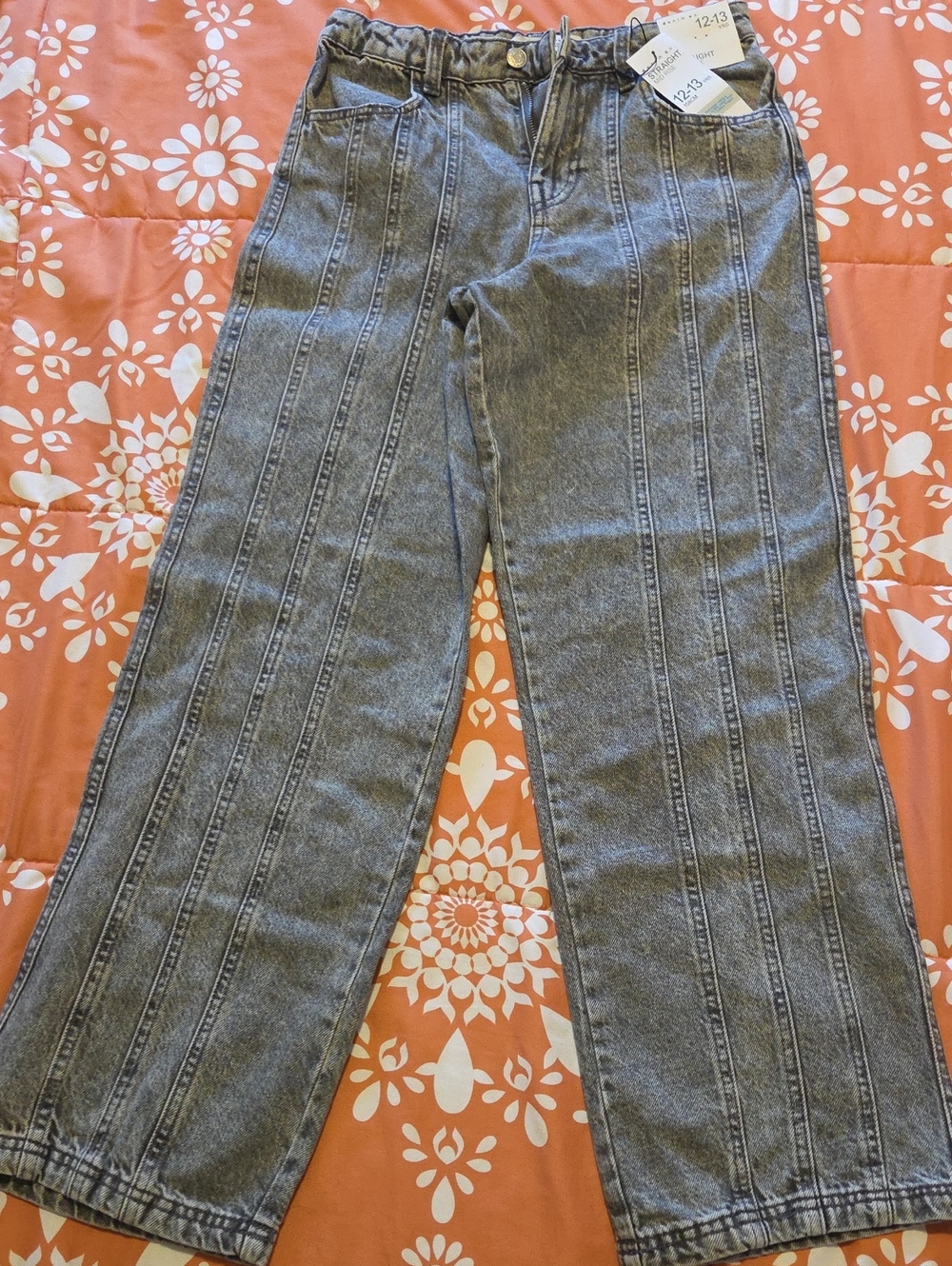 Primark Gray Straight Mid-Rise Denim Jeans.   *
